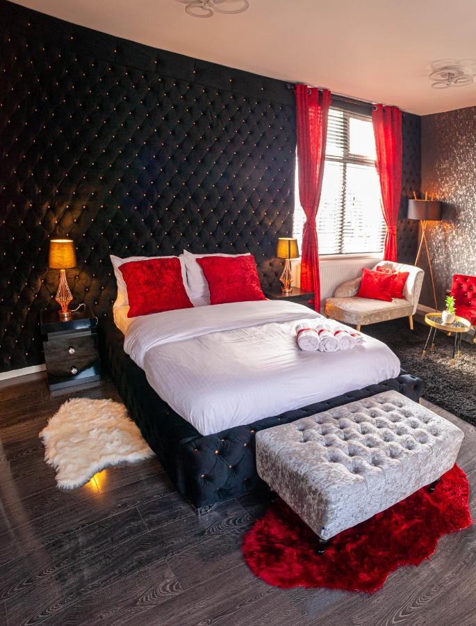Opulent 1 Bedroom Cosy Suite Бирмингем Экстерьер фото